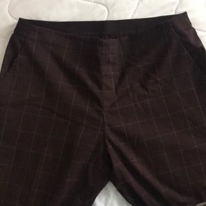 Uniqlo pants with elastic waist band